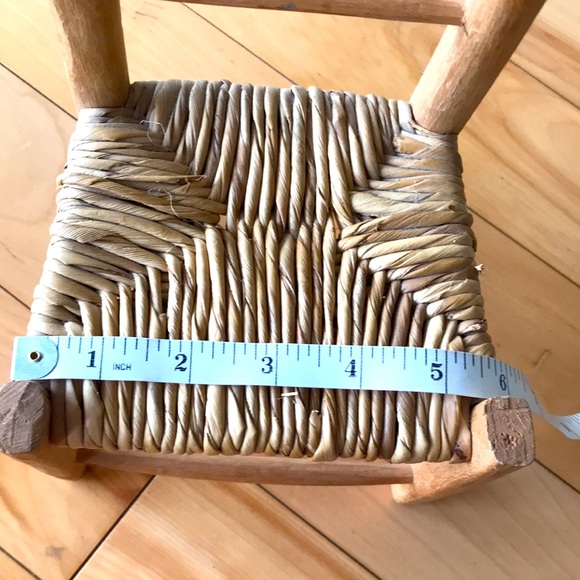 Doll’s Rattan Chair - Picture 5 of 6